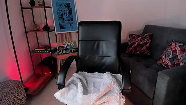 FireTheGun  online show from 12.17.25