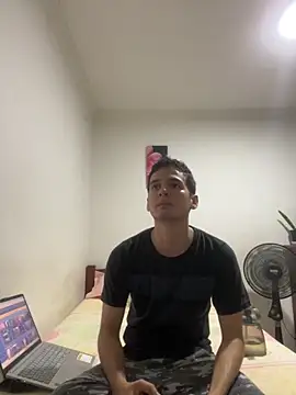 Thiagobb7 online show from 09.22.25