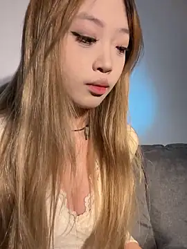 LL0521 online show from 03.07.25