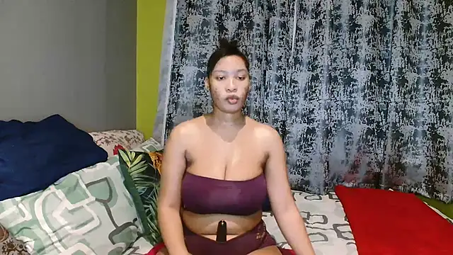 Tallwildnspicey98 online show from 06.18.26