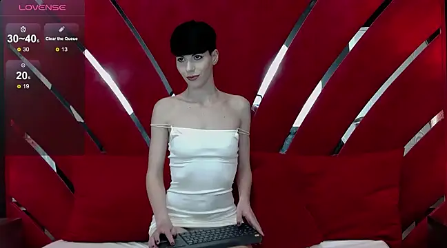 Roxxy Rouge online show from 03.21.25