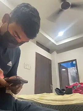 Hotswetie online show from 03.20.25