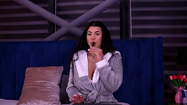 TanyaVonDe online show from 02.01.26