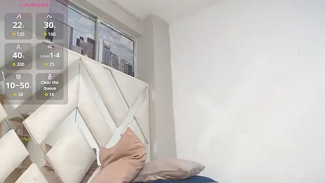 willow smitt online show from 03.20.26