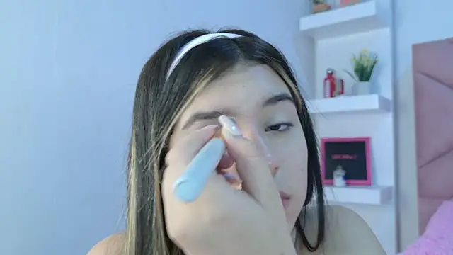 eva sin18 online show from 09.18.25