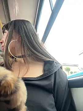 Snapshot of VictoriaGerard_Pink chatting on 10.30.25 VictoriaGerard Pink online show from 10.30.25