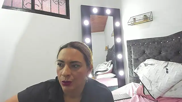 Milf-Prettyboobs online show from 03.04.26