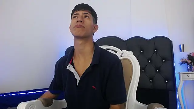 dareck 18 online show from 03.13.25