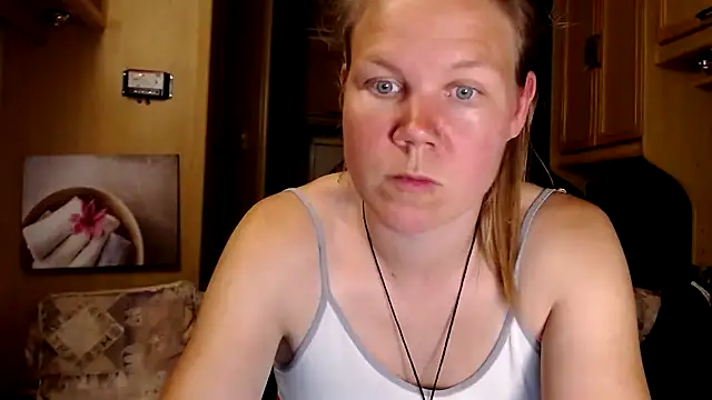 CallMeMaria online show from 01.12.25