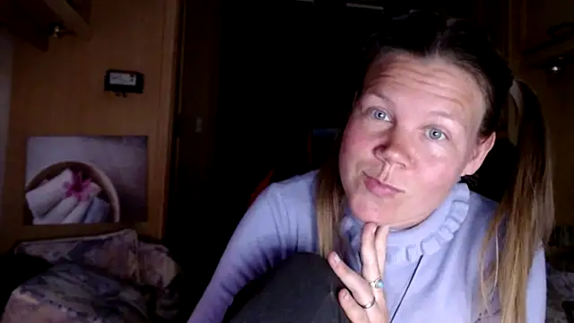 CallMeMaria online show from 01.16.25