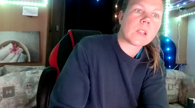 CallMeMaria online show from 02.11.25