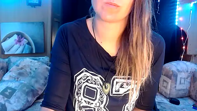 CallMeMaria online show from 02.26.25