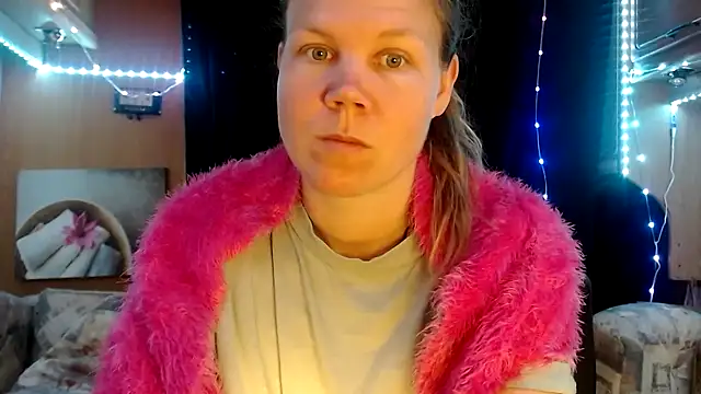 CallMeMaria online show from 02.28.25