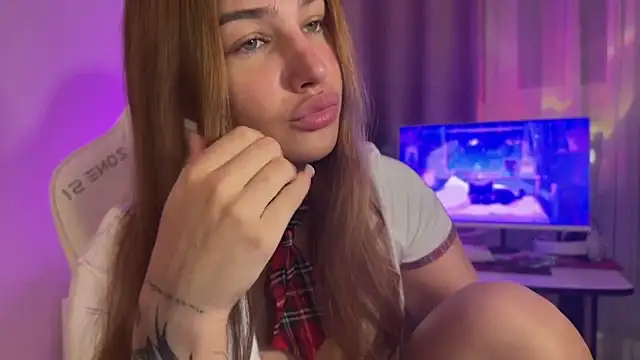 Anna Six online show from 12.03.25