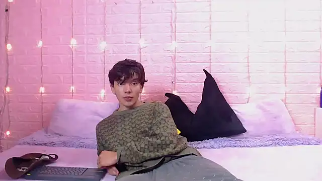 wet valery online show from 02.26.26