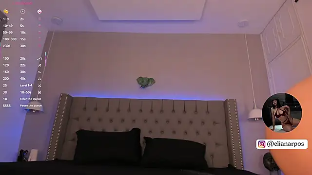 Emiliana Rios online show from 10.30.25