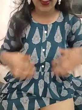 priya 00143 online show from 06.20.26