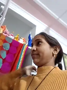 Hotty-Nidhi online show from 02.03.26