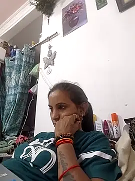 Hotty-Nidhi online show from 06.15.26
