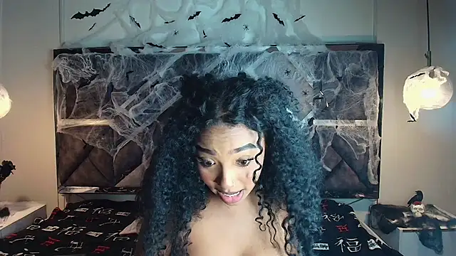 Snapshot of charlotte_walker1 chatting on 10.12.25 charlotte walker1 online show from 10.12.25