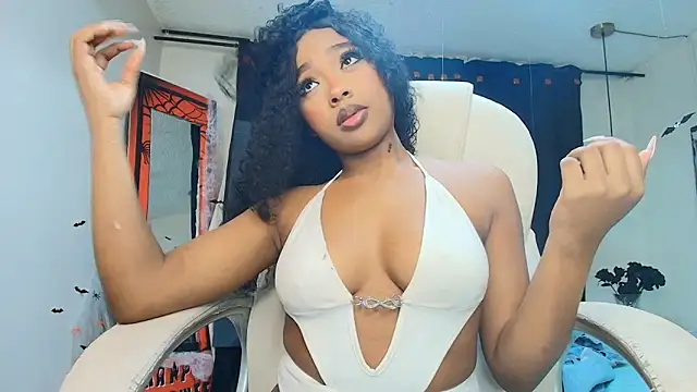 Snapshot of charlotte_walker1 chatting on 10.27.25 charlotte walker1 online show from 10.27.25