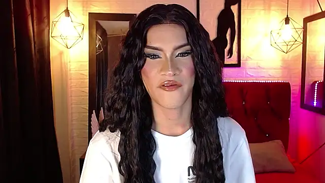 agatha rodriguez online show from 11.30.25