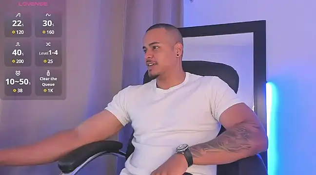 AshtonnSummer online show from 03.22.25