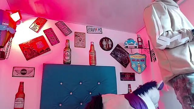 Snapshot of lili_roussi chatting on 11.12.25 lili roussi online show from 11.12.25