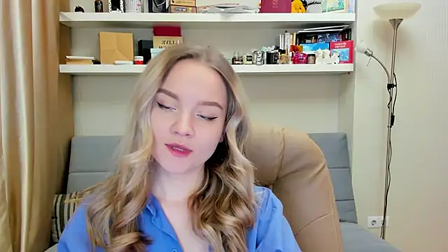 Kara Smith  online show from 01.18.25