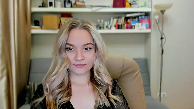 Kara Smith  online show from 10.31.25