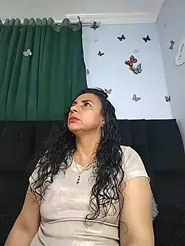 Snapshot of AlexaNovoa_ chatting on 07.08.26 AlexaNovoa online show from 07.08.26