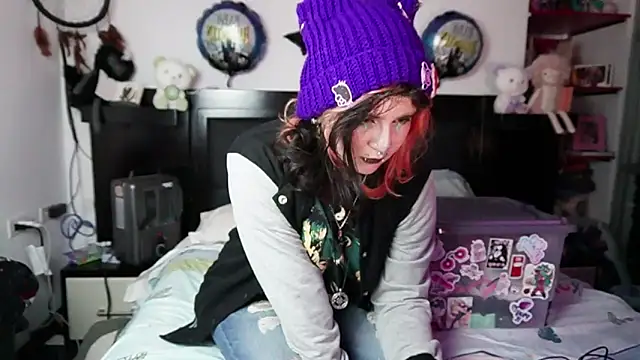 Devil And Princess online show from 11.12.25