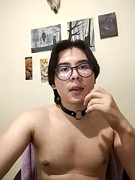 Dante Gothic online show from 03.17.25