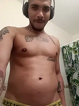 HazelEyedJay420 online show from 01.12.26