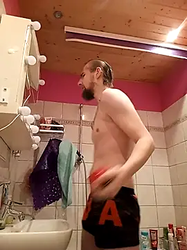 Snapshot of ThePython666 chatting on 09.23.25 ThePython666 online show from 09.23.25