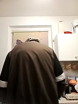 Snapshot of ThePython666 chatting on 10.19.25 ThePython666 online show from 10.19.25