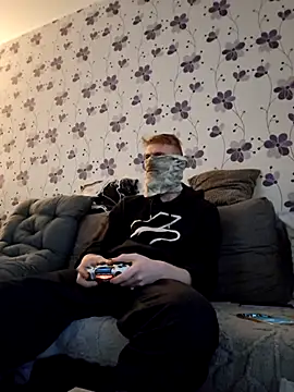 Snapshot of ThePython666 chatting on 10.27.25 ThePython666 online show from 10.27.25