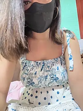 lustyindiancouple online show from 10.04.25