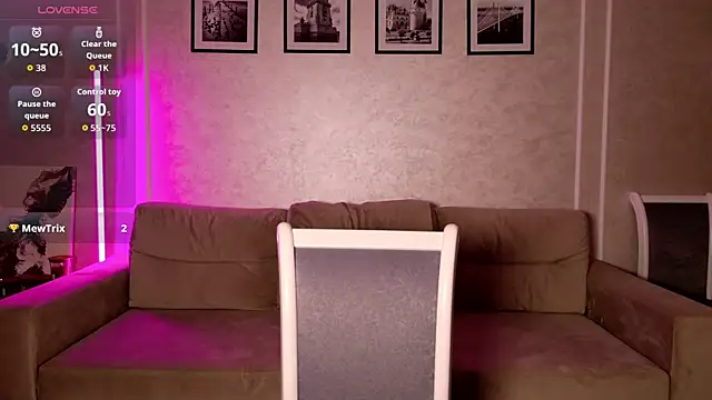  moon girl 18 online show from 03.01.26