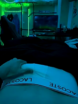 Snapshot of germanidk chatting on 09.30.25 germanidk online show from 09.30.25