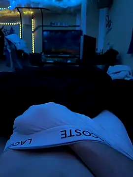 Snapshot of germanidk chatting on 11.15.25 germanidk online show from 11.15.25