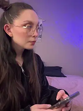 Snapshot of Te_para_2 chatting on 03.21.25 Te para 2 online show from 03.21.25