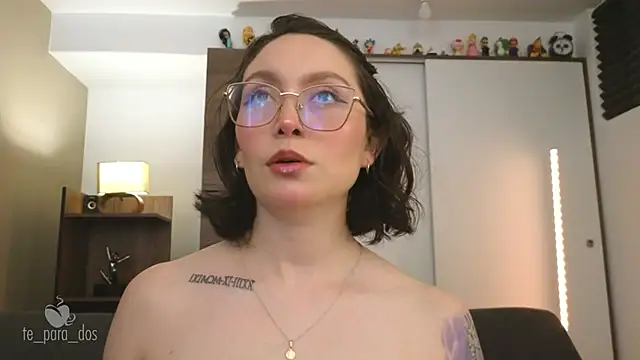 Snapshot of Te_para_2 chatting on 09.10.25 Te para 2 online show from 09.10.25