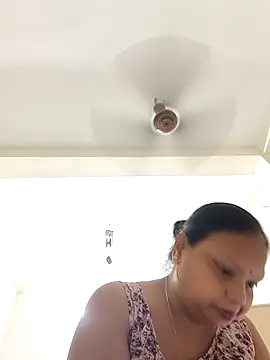 Arohi35 online show from 09.15.25