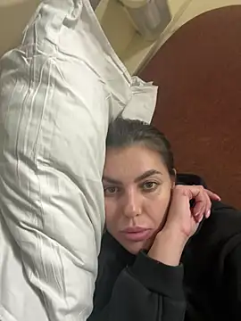 Snapshot of AngelinaMeov chatting on 03.14.25 AngelinaMeov online show from 03.14.25