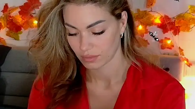 SweetDarling7 online show from 10.27.25