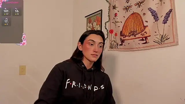 Snapshot of Gabee7_ chatting on 10.23.25 Gabee7 online show from 10.23.25