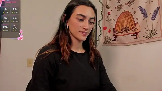 Snapshot of Gabee7_ chatting on 11.19.25 Gabee7 online show from 11.19.25