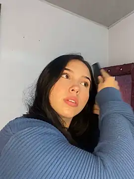 Snapshot of LunaCandy_ chatting on 03.17.25 LunaCandy online show from 03.17.25