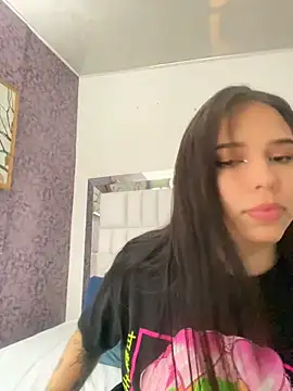 Snapshot of LunaCandy_ chatting on 10.07.25 LunaCandy online show from 10.07.25